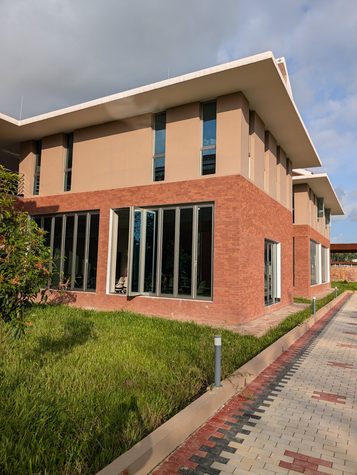 Bricks Products - MCM Cladding